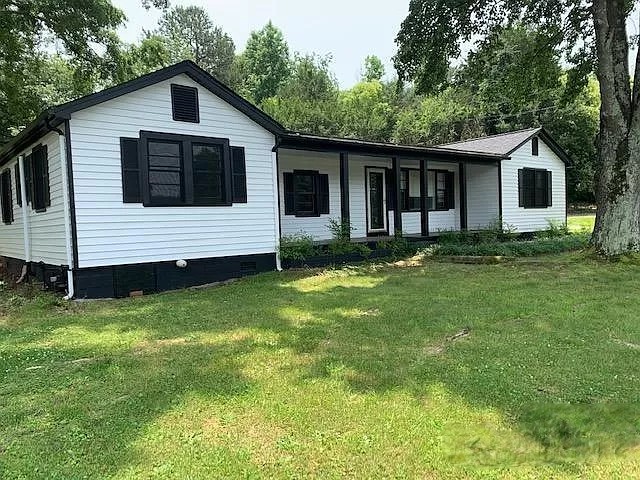 2802 Filbert Highway